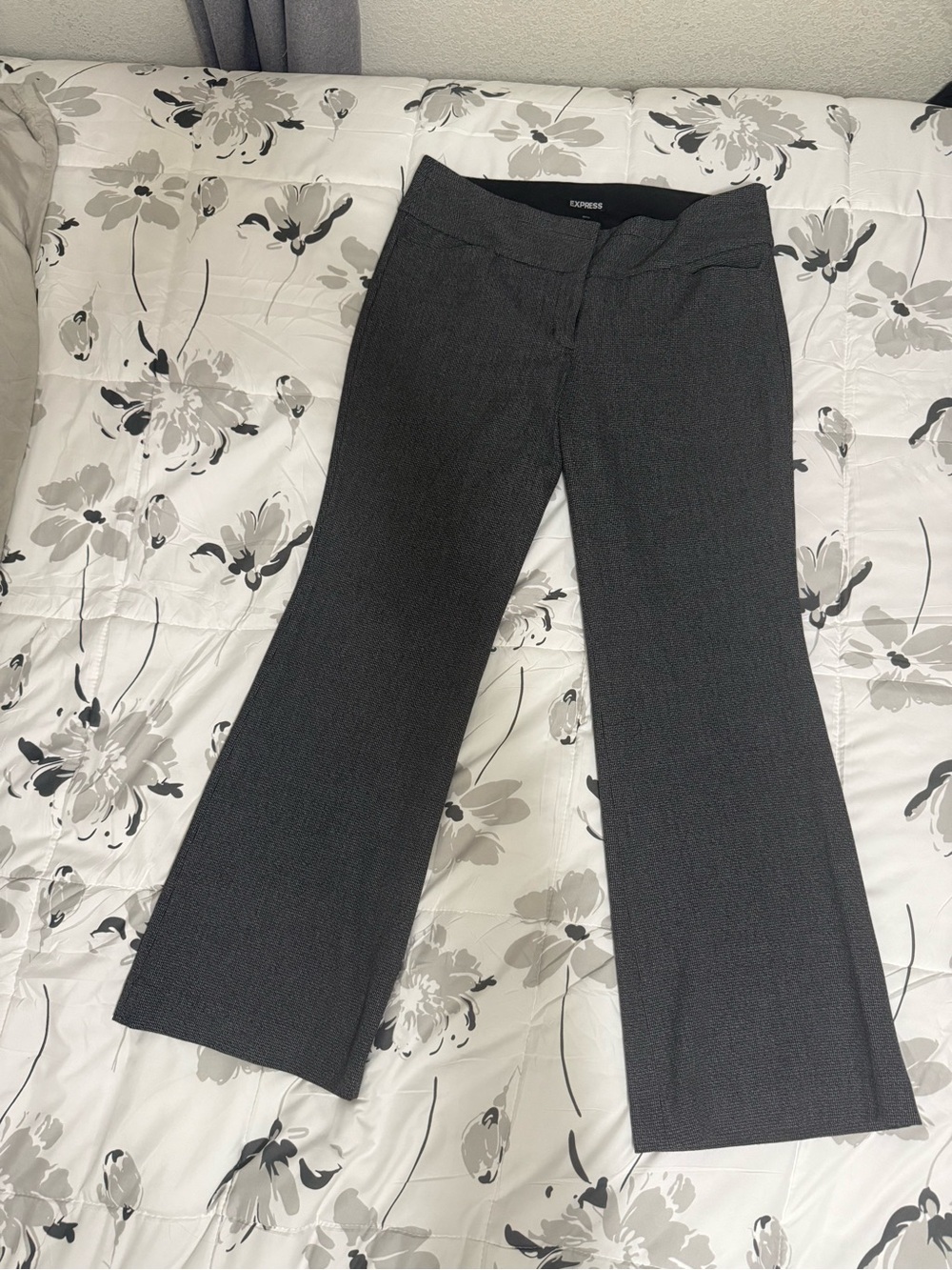 Express Women's Dark Charcoal Gray Boot Cut Dress Pants